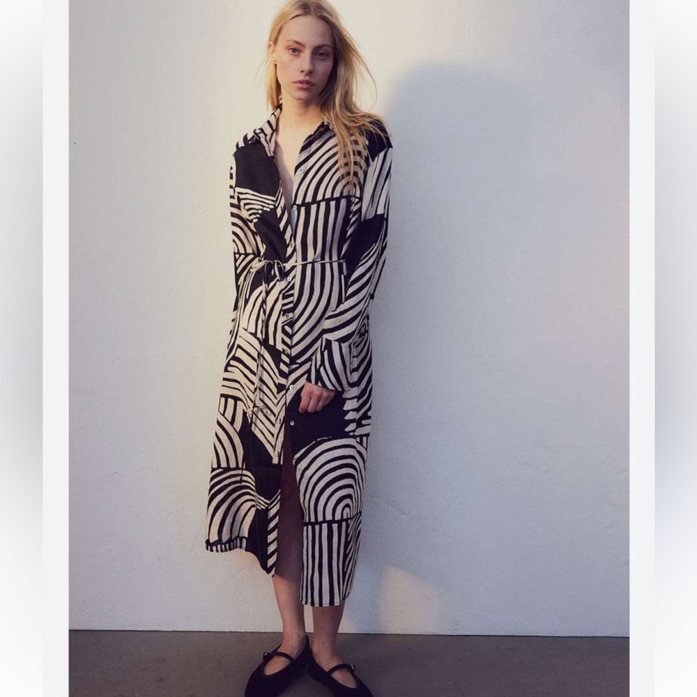 H&M Linen Shirt Dress Midi Black And white tribal print Button down size M